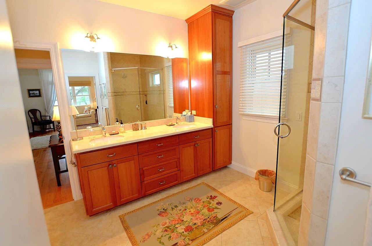 135 E Ave - Photo 7 of 24