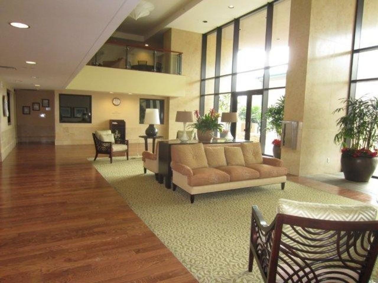 600 Queen St #3505 - Photo 2 of 17