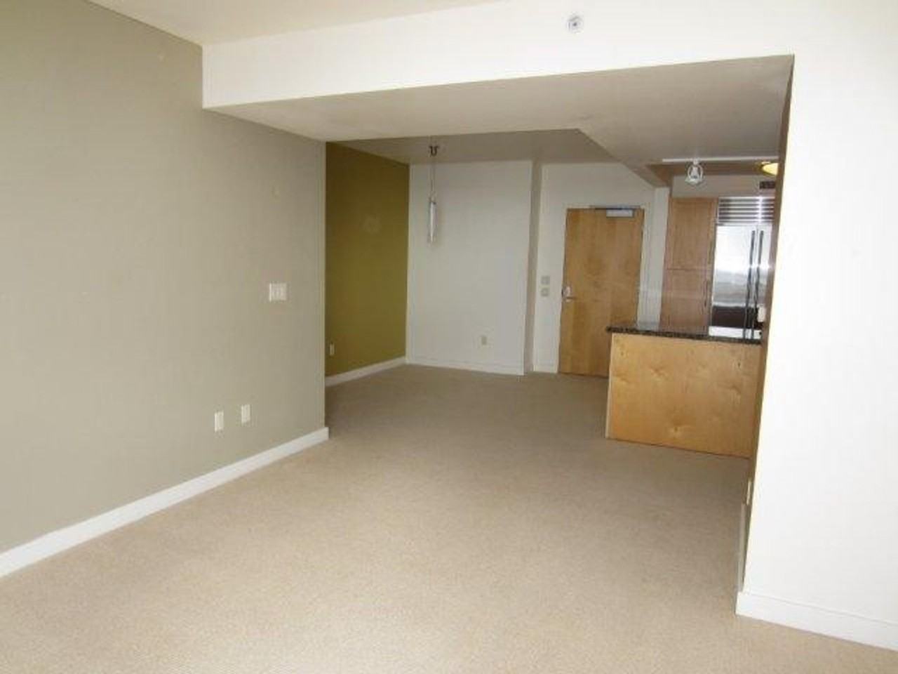 600 Queen St #3505 - Photo 5 of 17