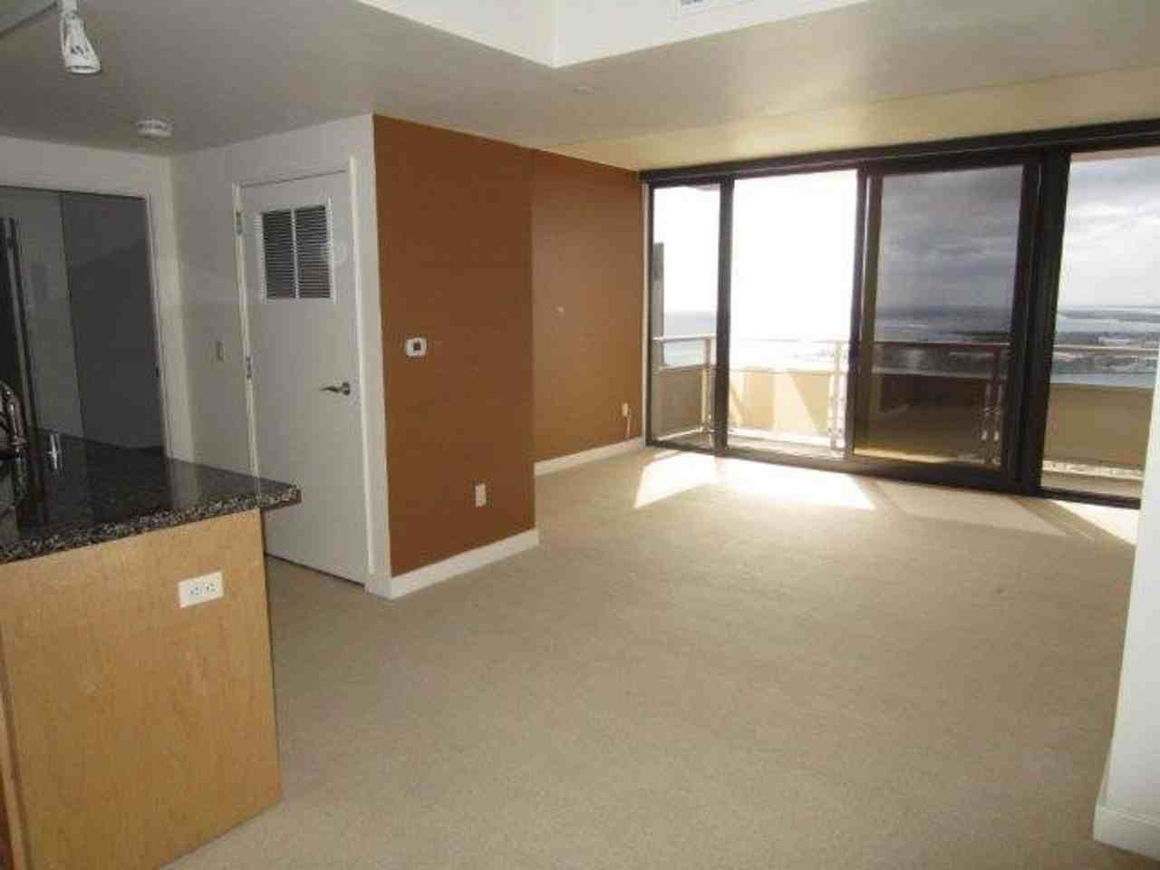 600 Queen St #3505 - Photo 6 of 17