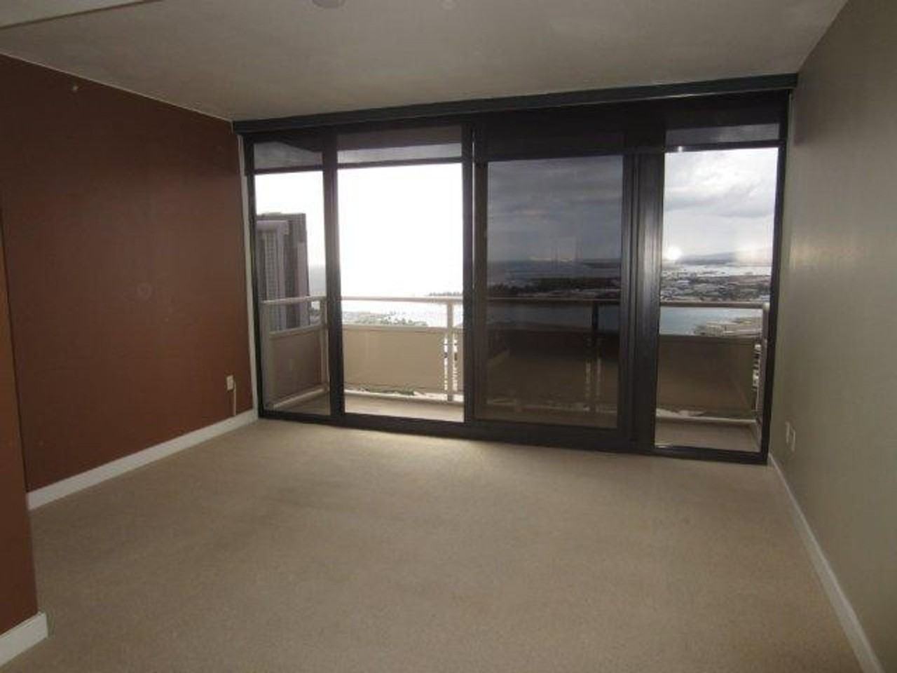 600 Queen St #3505 - Photo 7 of 17