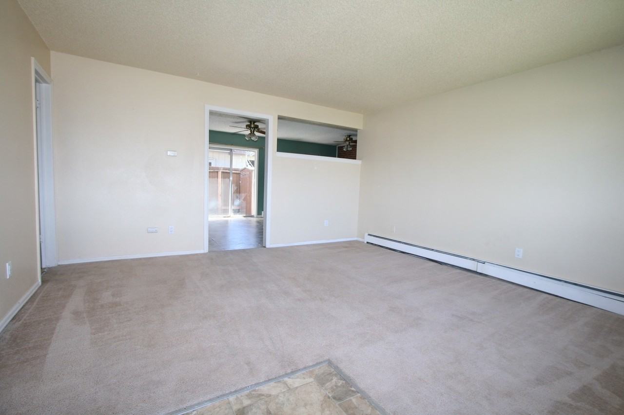 1261 1261 Willow Bend Cir A/4 - Photo 6 of 18