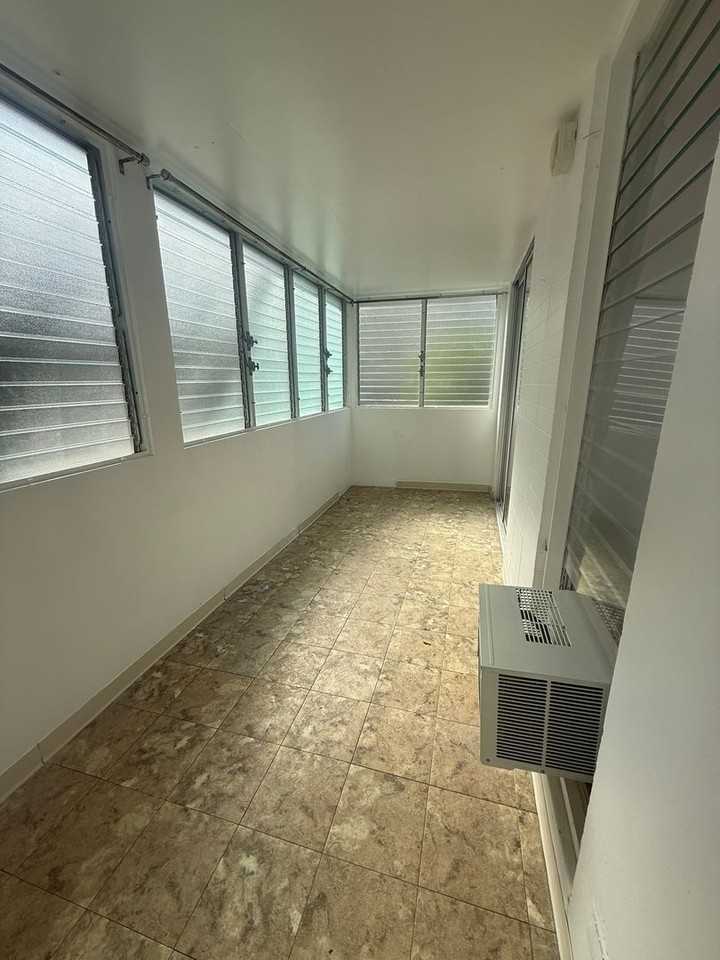 225 Liliuokalani Ave #2A - Photo 4 of 12