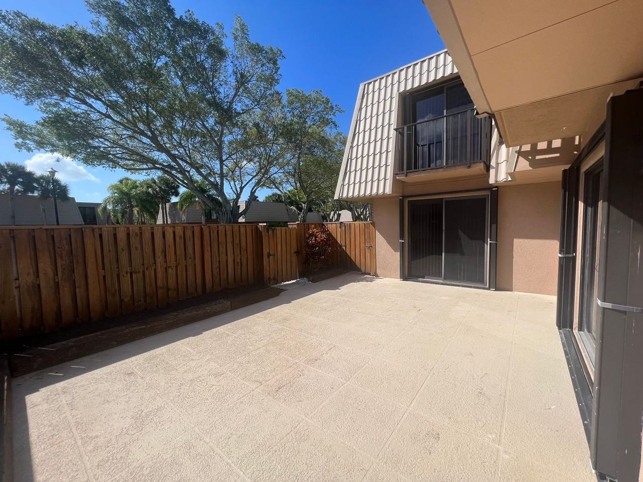 5714 57th Way - Photo 2 of 24