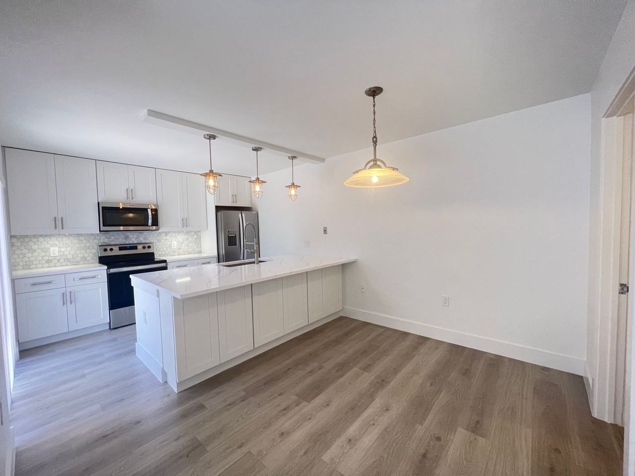 5714 57th Way - Photo 5 of 24