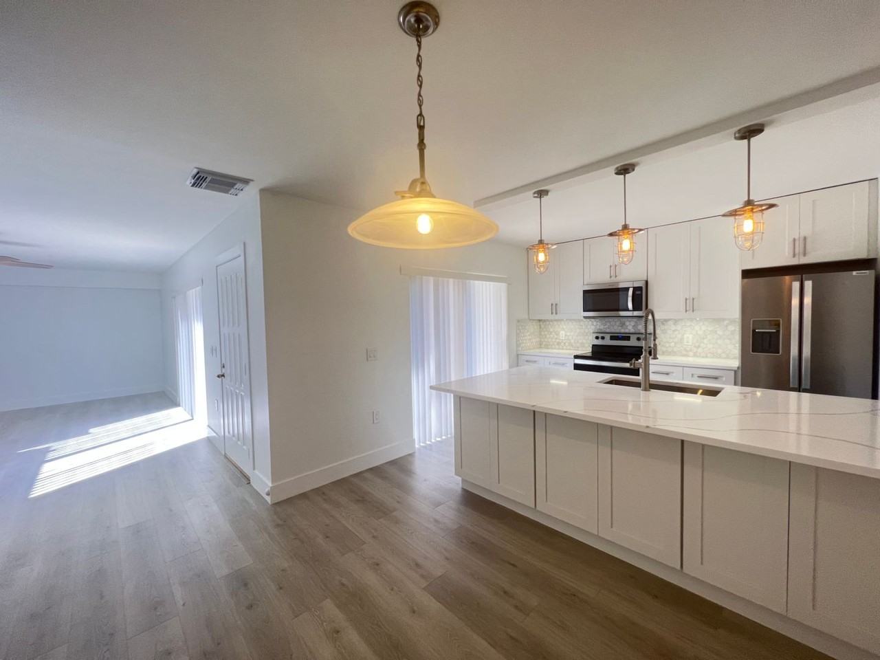 5714 57th Way - Photo 6 of 24