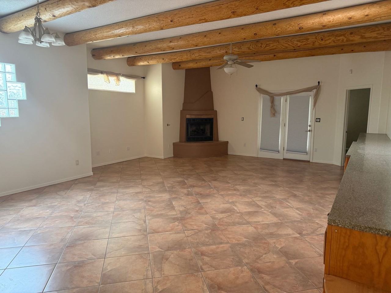10133 Irbid Rd Ne - Photo 4 of 24