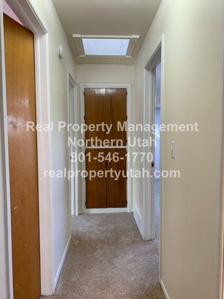 1463 3rd St - Photo 7 of 20