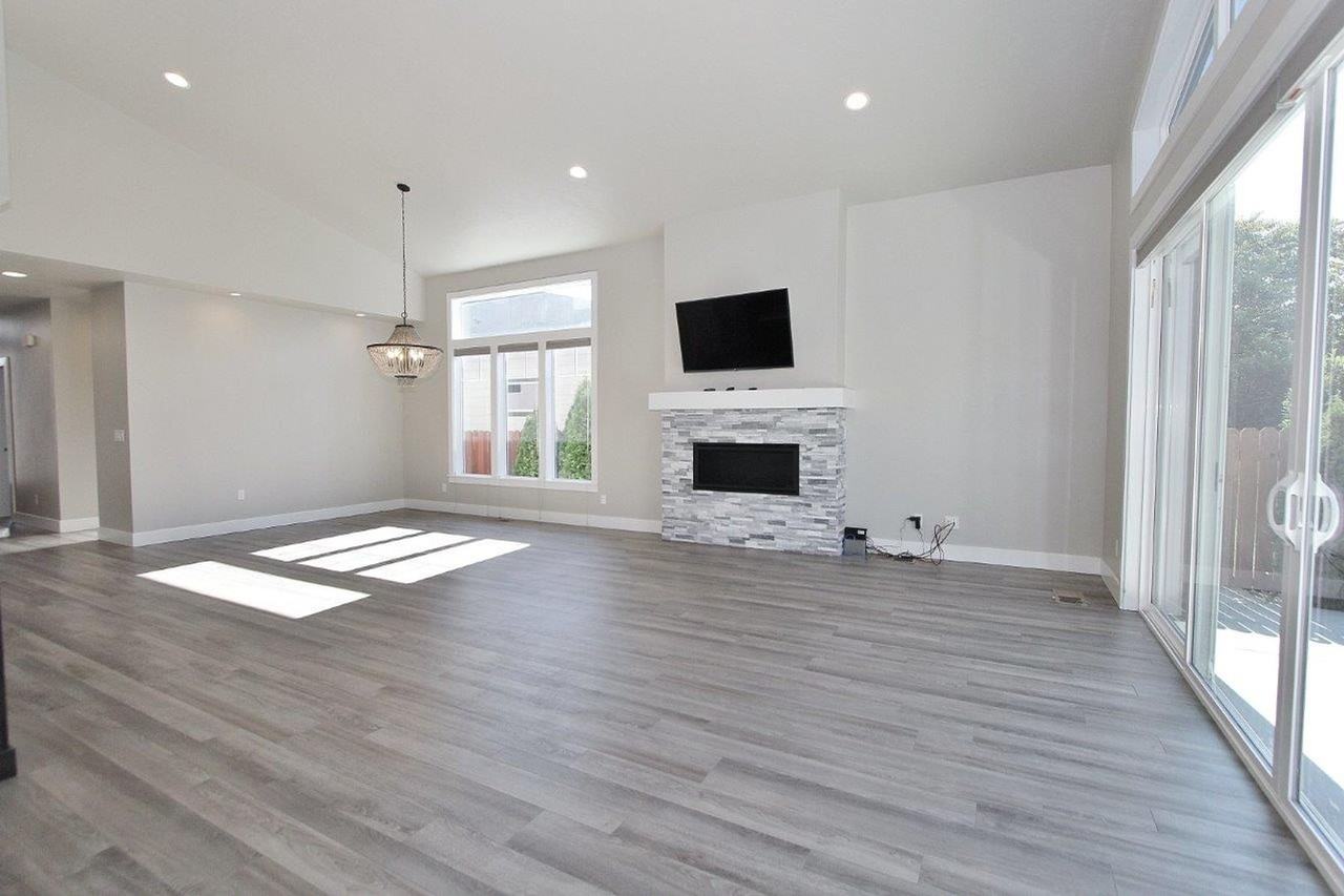 2133 S Amy Ave - Photo 7 of 31