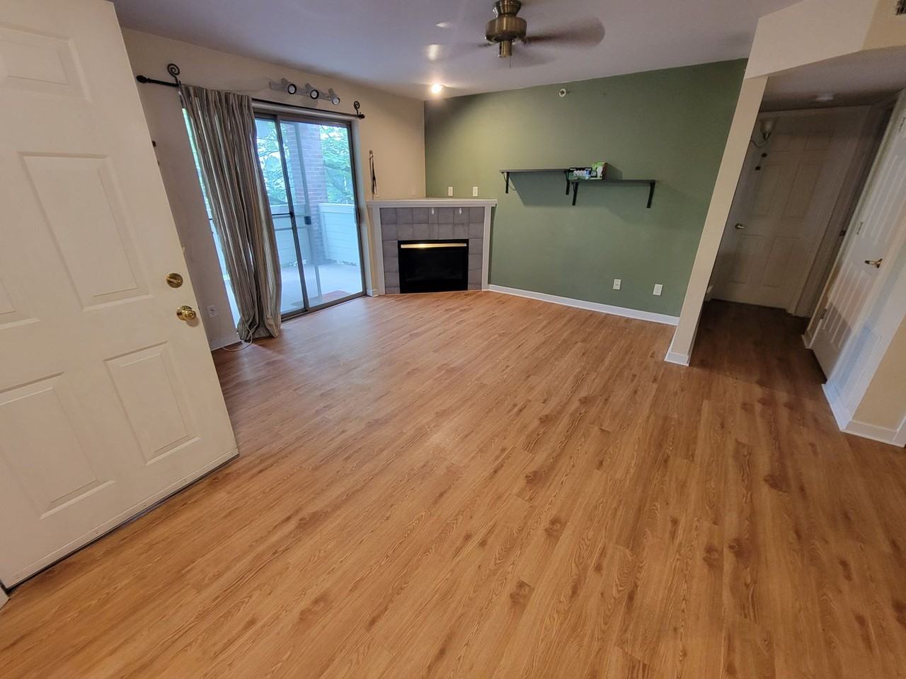 33 S Boulder Cir #203 - Photo 2 of 24
