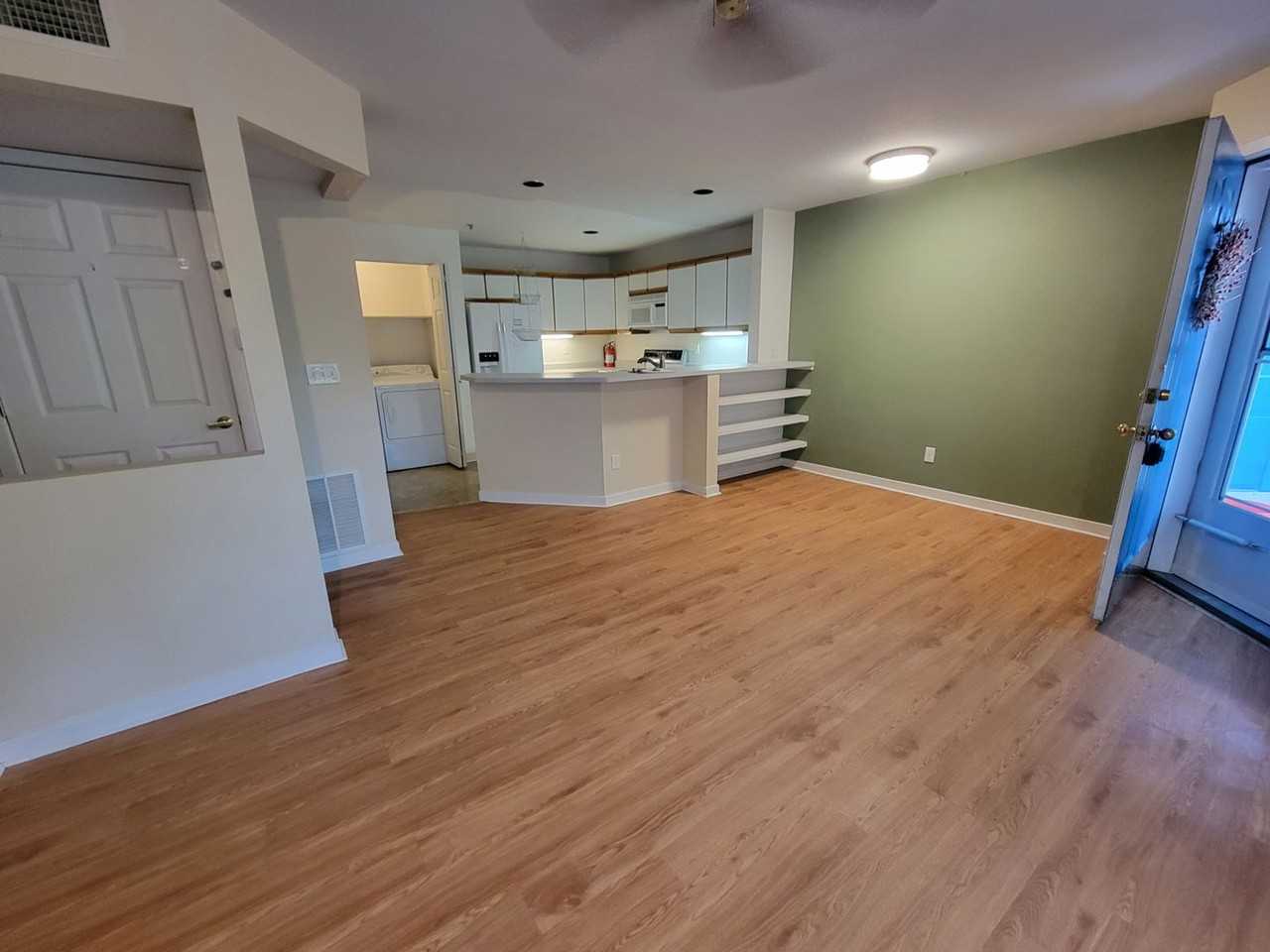 33 S Boulder Cir #203 - Photo 7 of 24