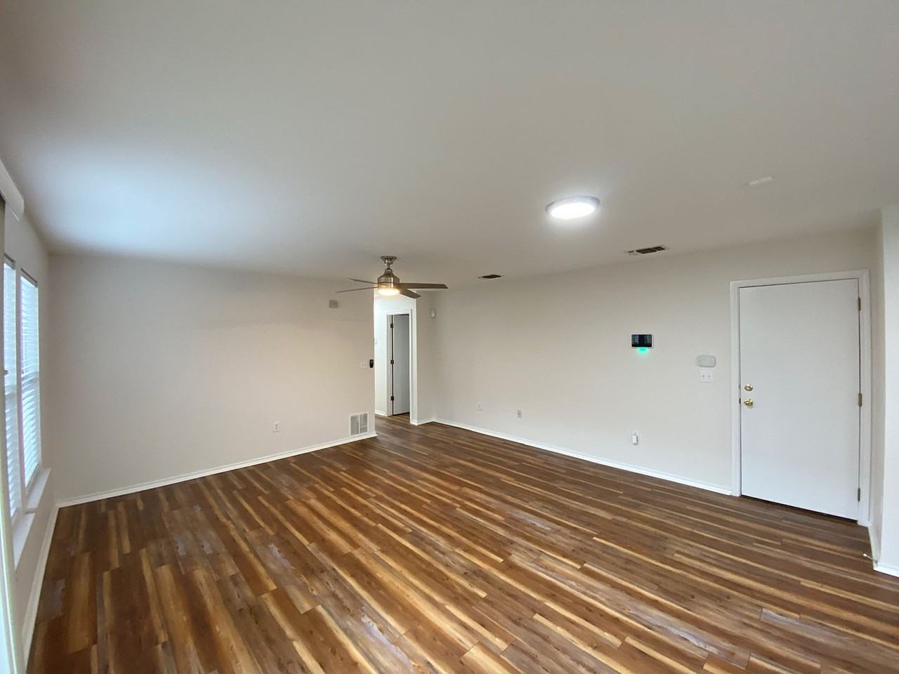 11255 Dublin Woods - Photo 3 of 25