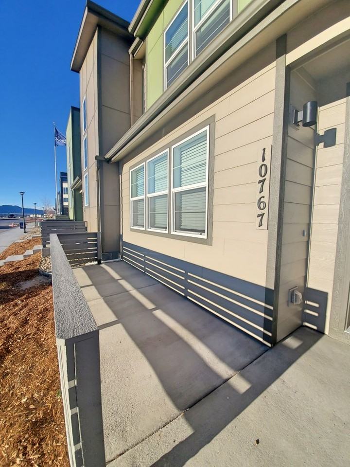 10767 Hidden Pool Hts - Photo 2 of 19