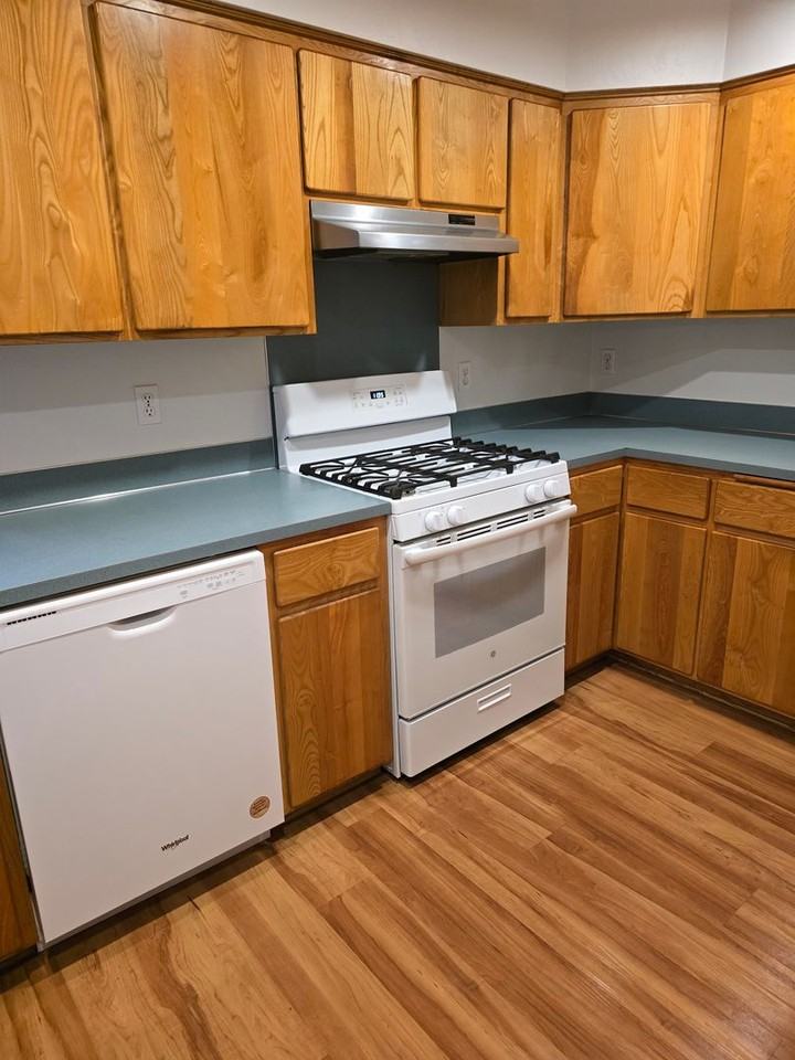 4127 Scenic Dr - Photo 5 of 23