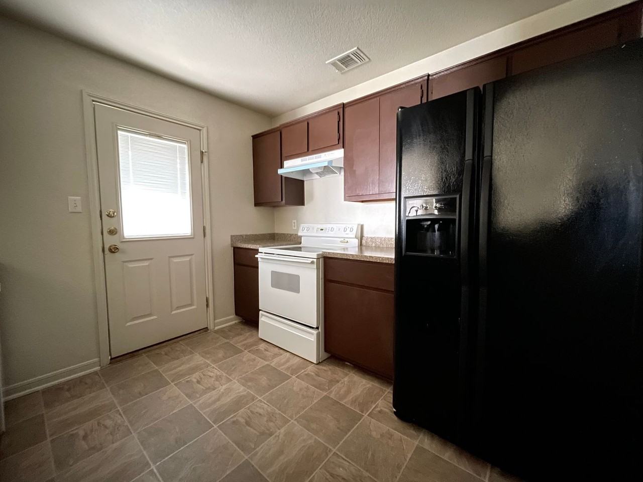 2701 Vernice Loop - Photo 5 of 17