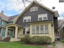 featured image of 1015 Park Ave
