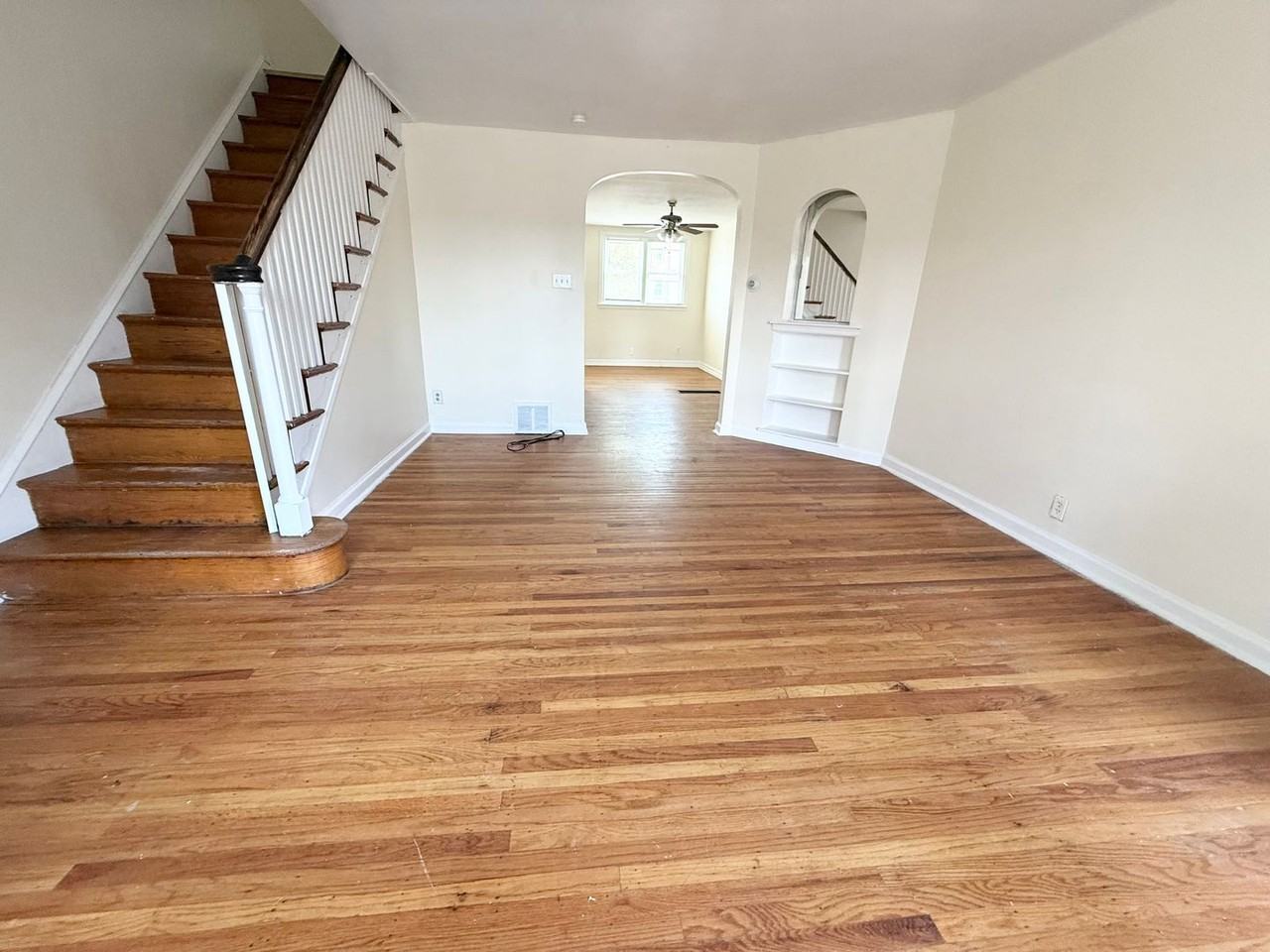 639 Adams Ave - Photo 5 of 29