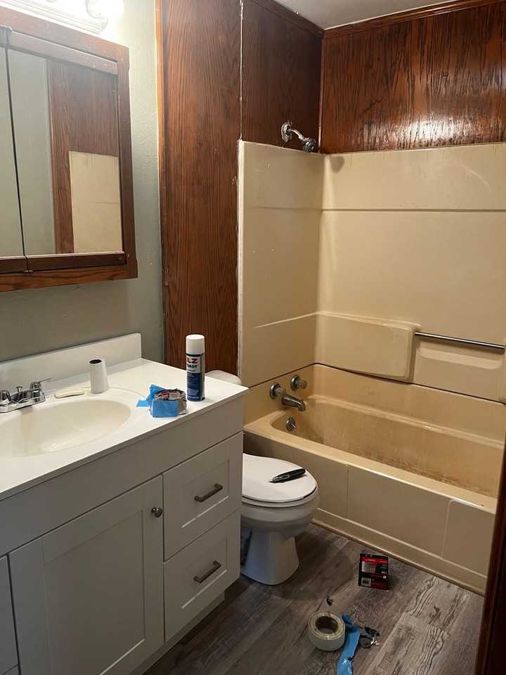 4245 Ne 20th St - Photo 2 of 21