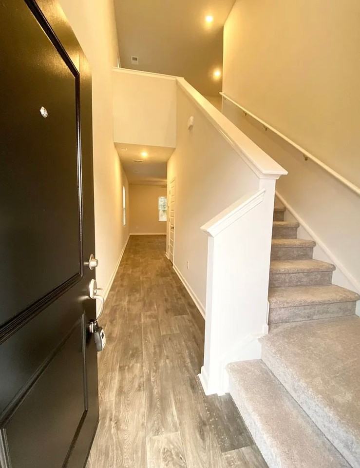 326 Ladyfish Loop Nw - Photo 2 of 39
