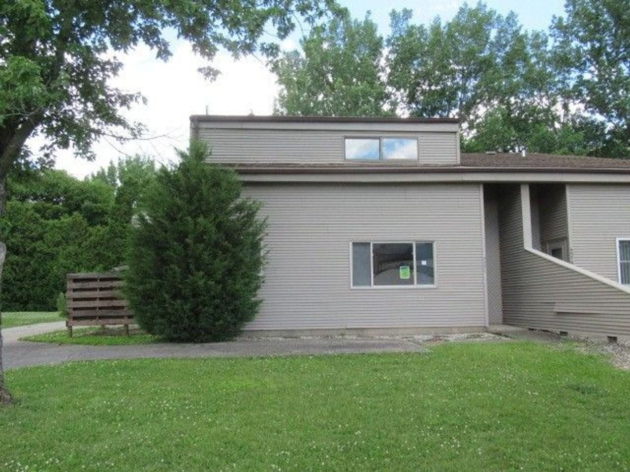 902 Hartwell Dr #A - Photo 2 of 10