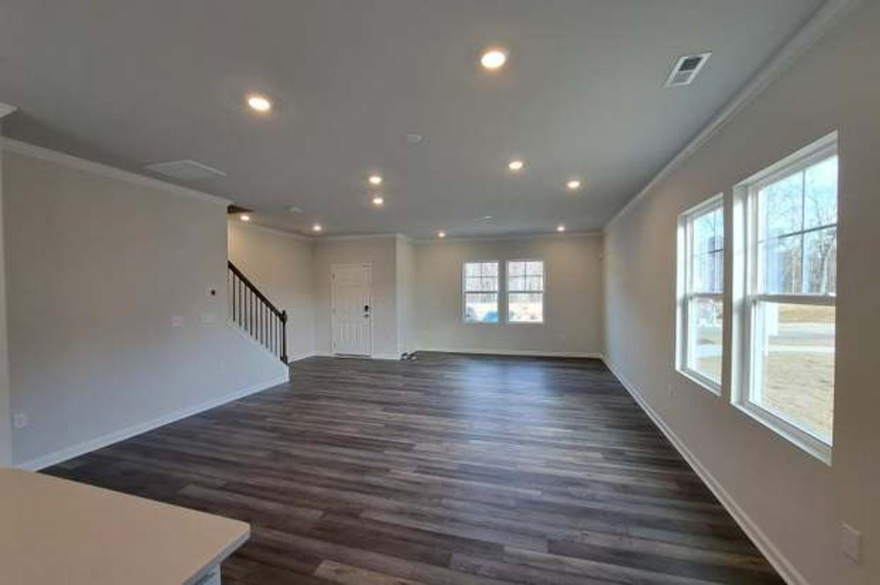 5364 Arkose Dr - Photo 4 of 23