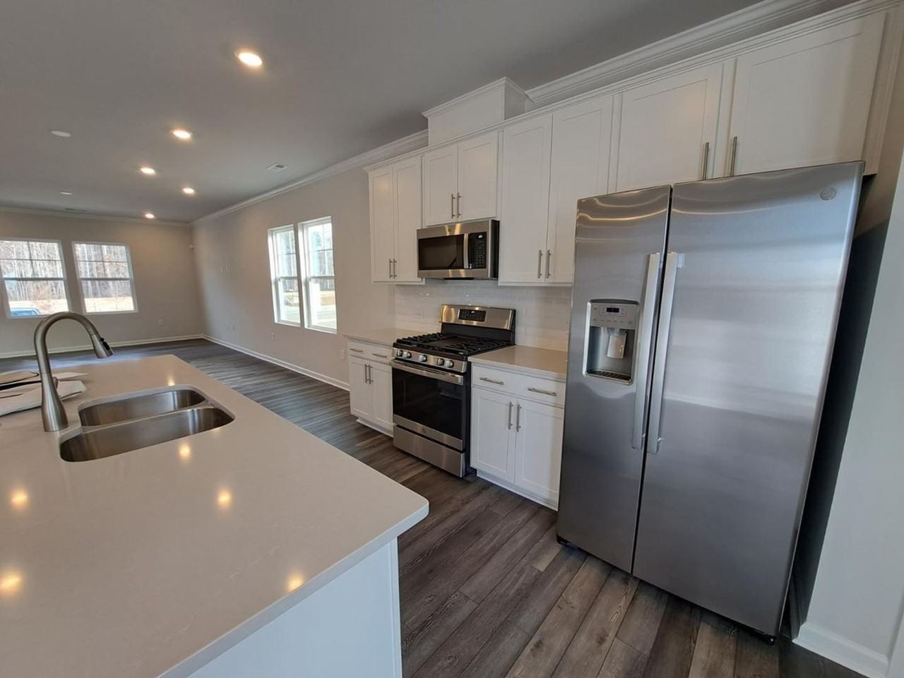 5364 Arkose Dr - Photo 6 of 23