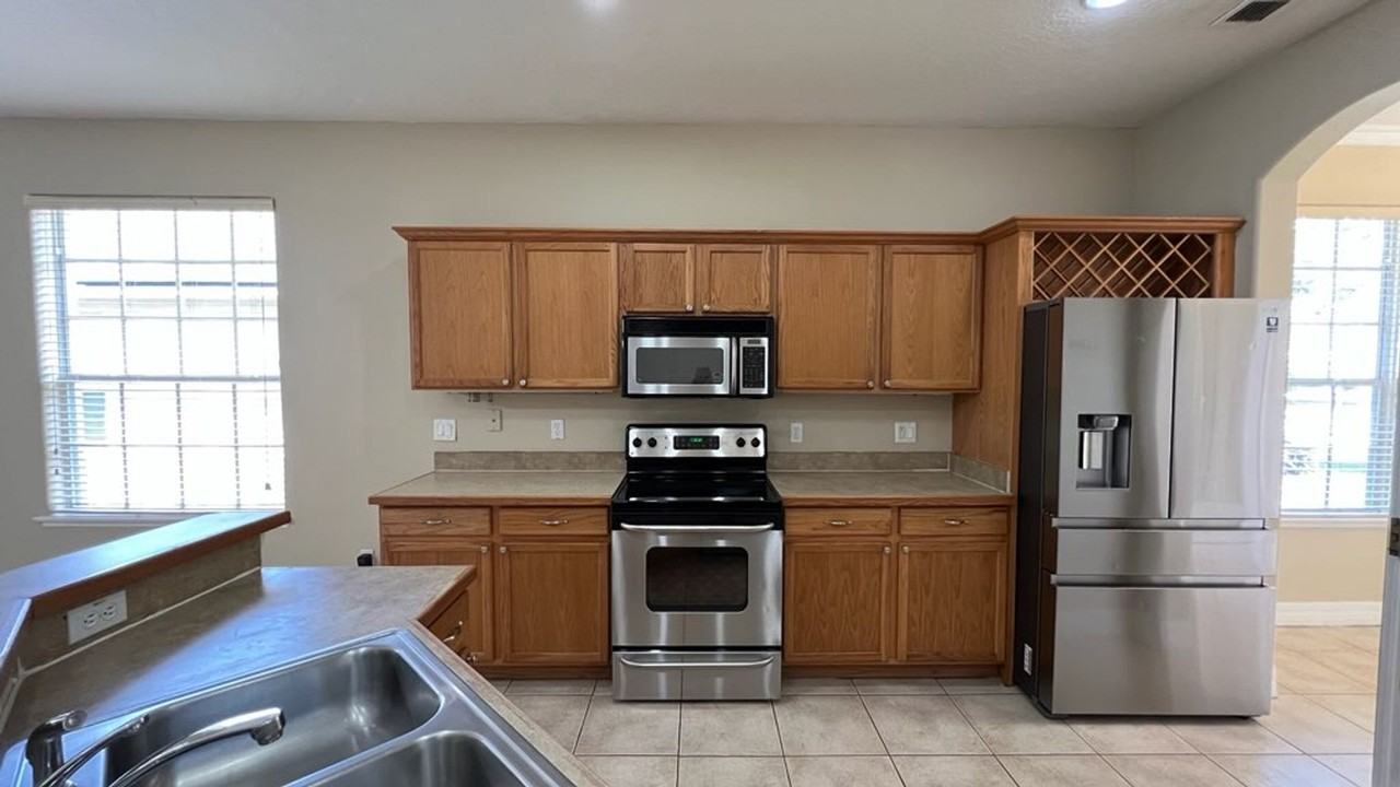 1626 Talon Ct - Photo 5 of 20