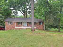 featured image of 10831 Sonja Dr