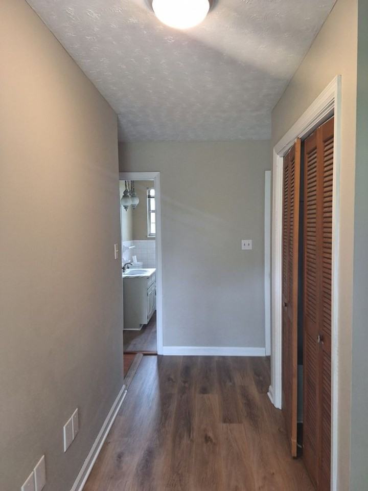 10831 Sonja Dr - Photo 2 of 50