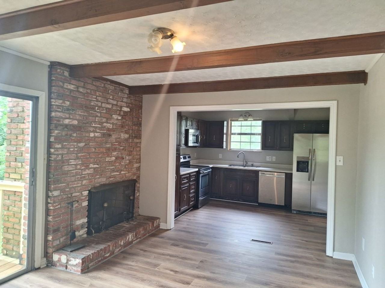 10831 Sonja Dr - Photo 5 of 50