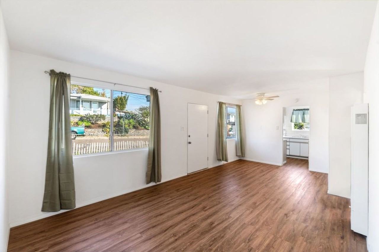 1810 Burton St - Photo 4 of 13