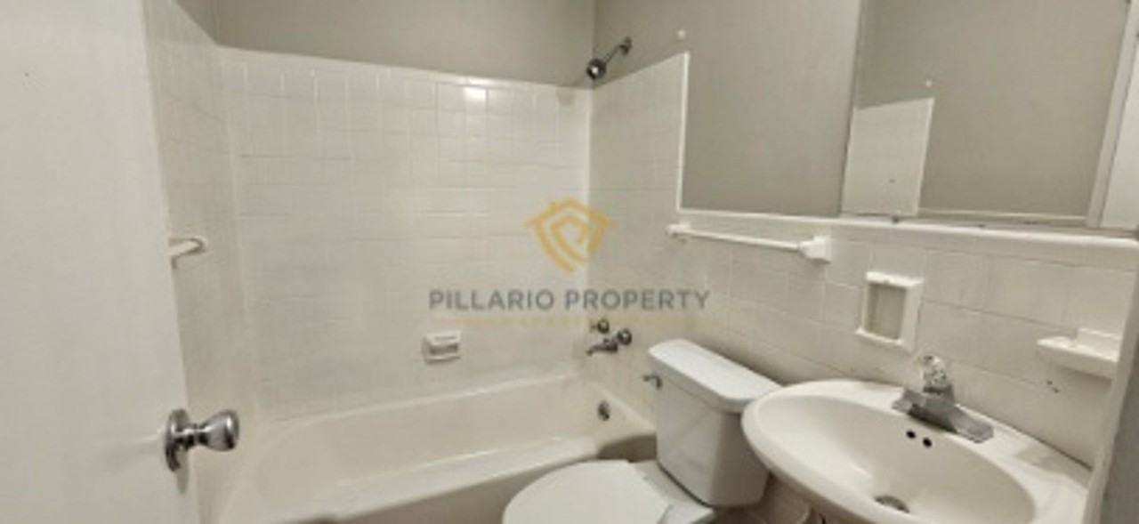 1434 Campbell Ave - Photo 3 of 15
