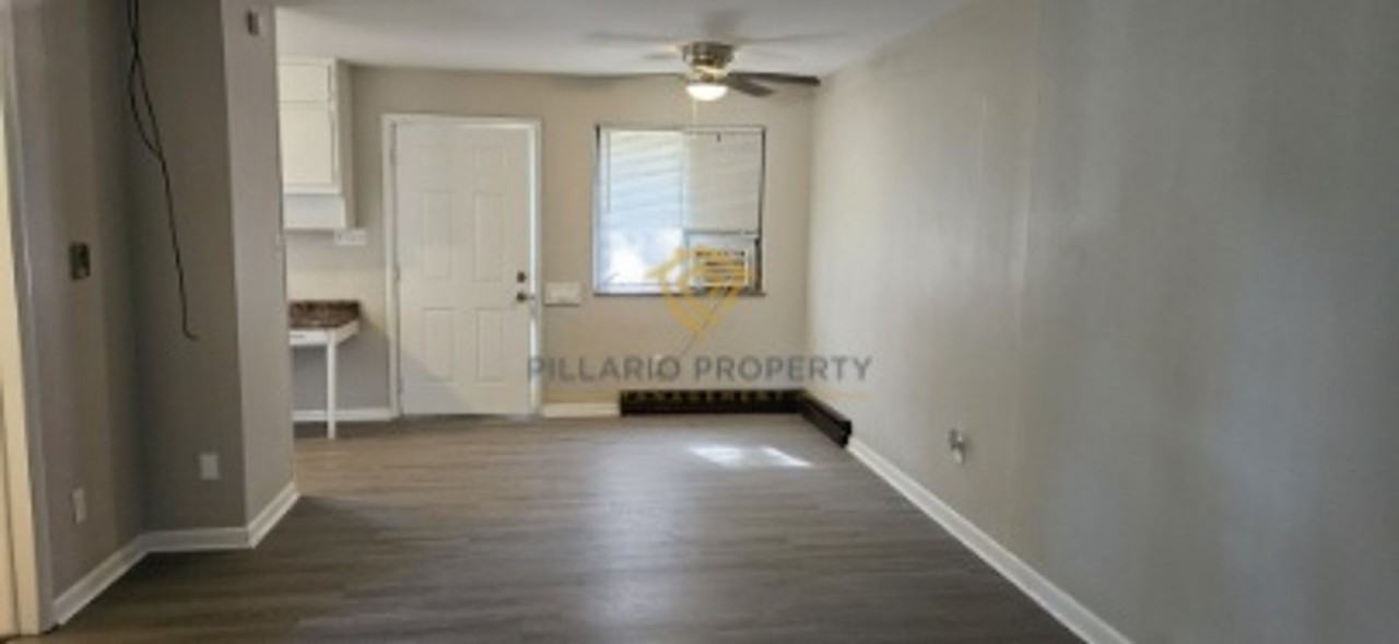 1434 Campbell Ave - Photo 6 of 15