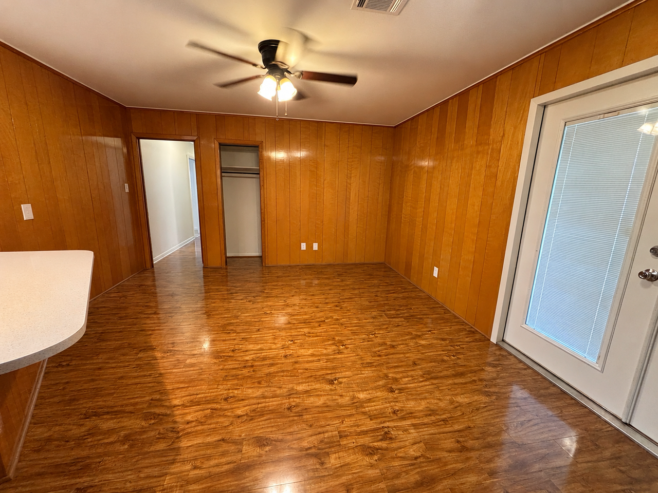 1833 Ray Ave - Photo 4 of 17
