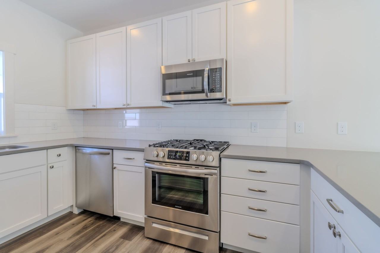 Premier Place and Premier Living! - Photo 7 of 50