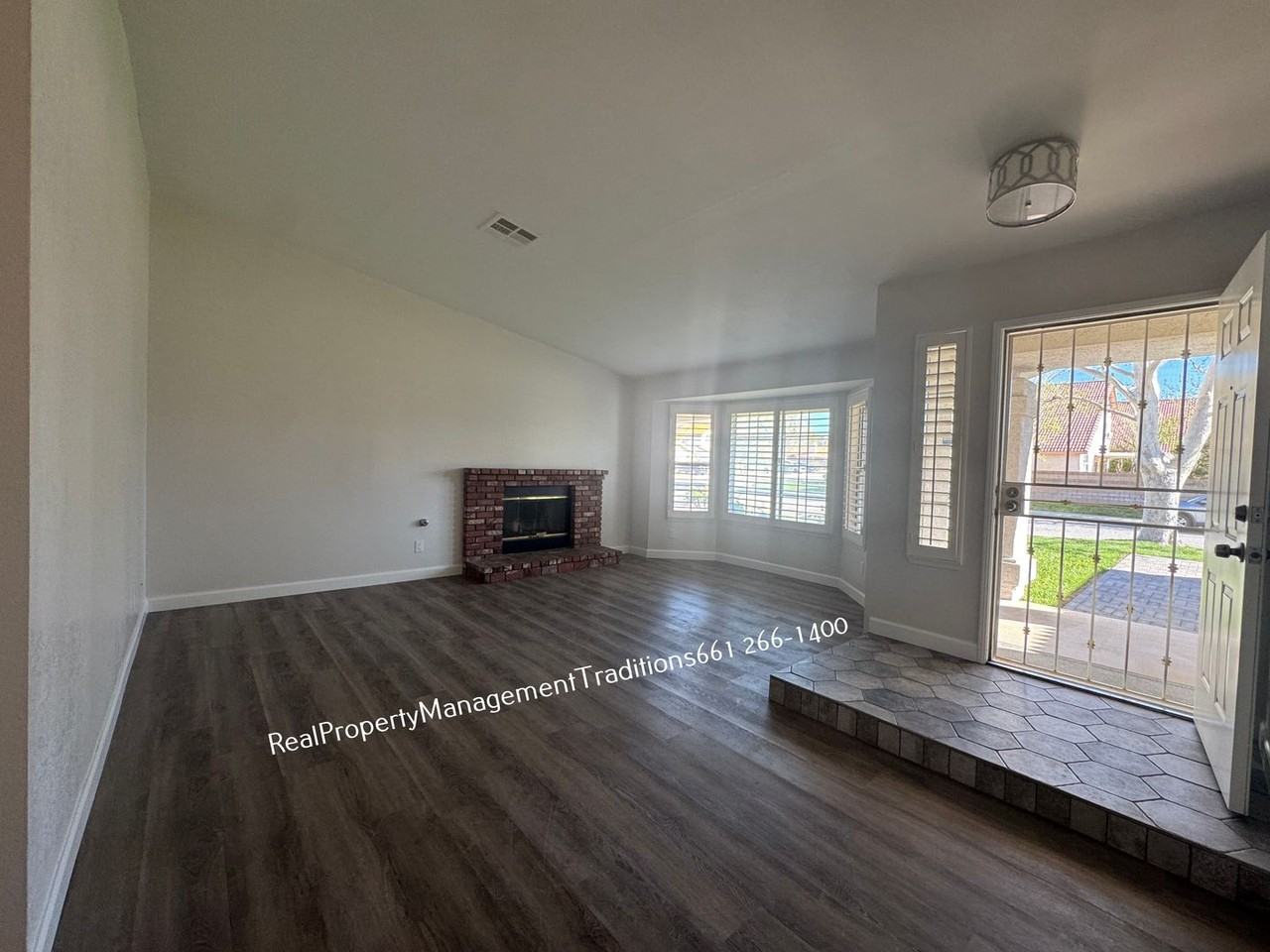 3651 W Avenue J5 - Photo 2 of 25