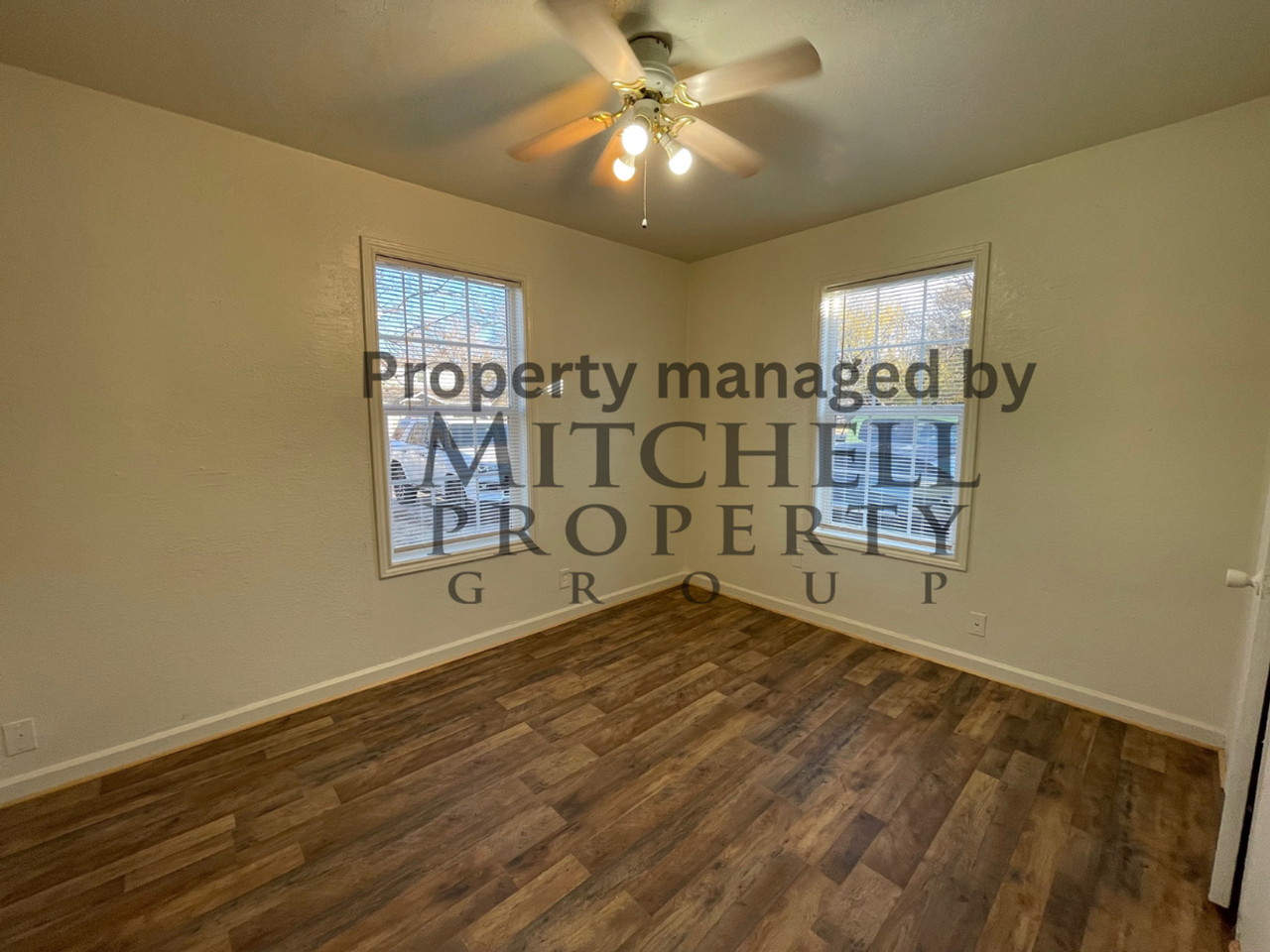1209 Sw 20th Ave - Photo 7 of 9