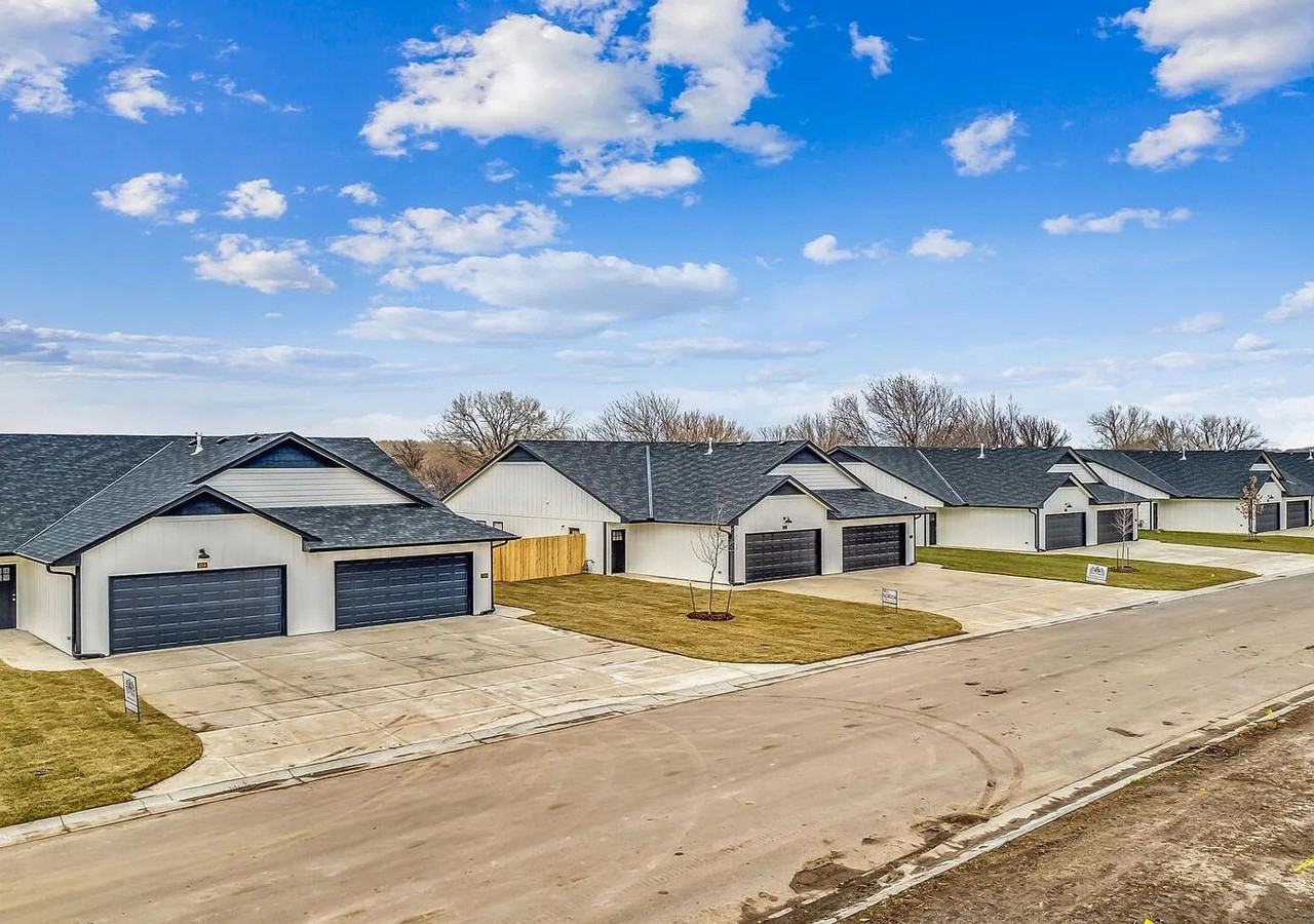 3606 W 45th St S - Photo 3 of 22