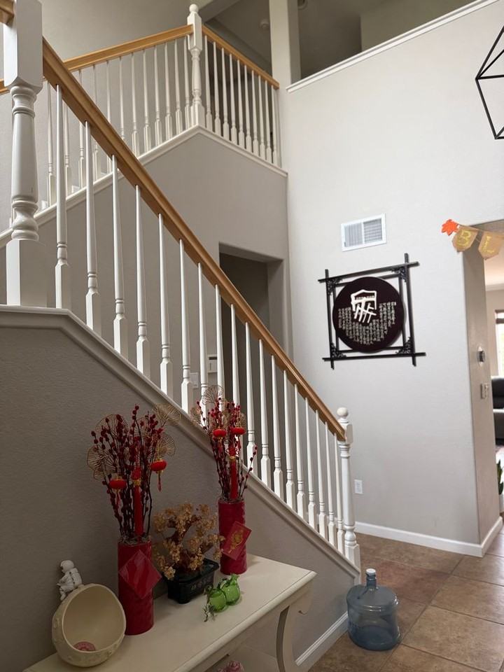 1315 Pennyroyal Ct - Photo 3 of 48