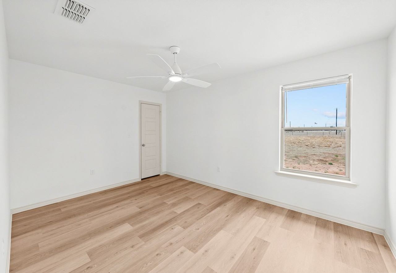 14924 N County Road 1200 - Photo 6 of 33