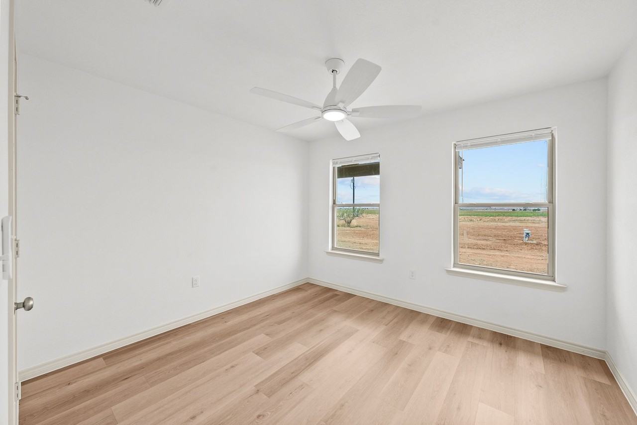 14924 N County Road 1200 - Photo 7 of 33