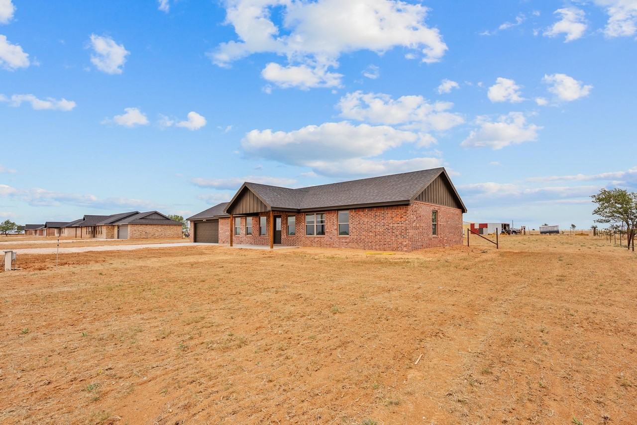14902 N County Road 1200 - Photo 6 of 32