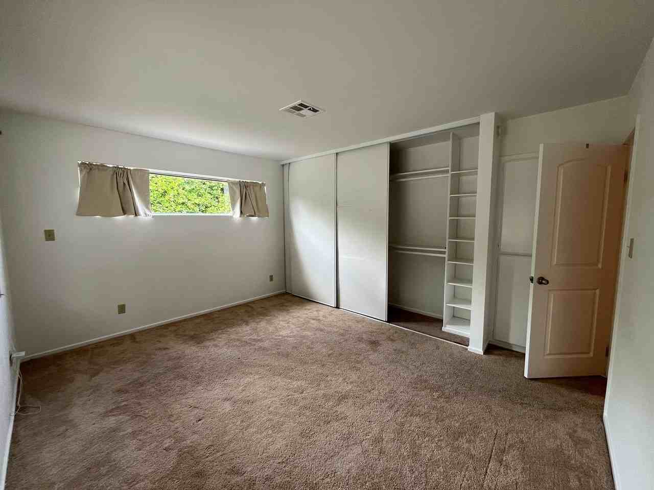 5710 Jumilla Ave #A - Photo 7 of 11