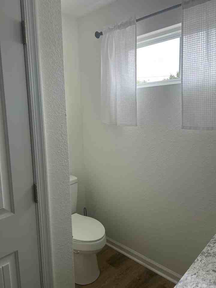 1103 Peartree Rd - Photo 4 of 15