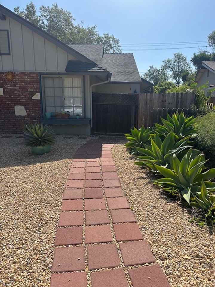 5509 Huntington Dr - Photo 2 of 12