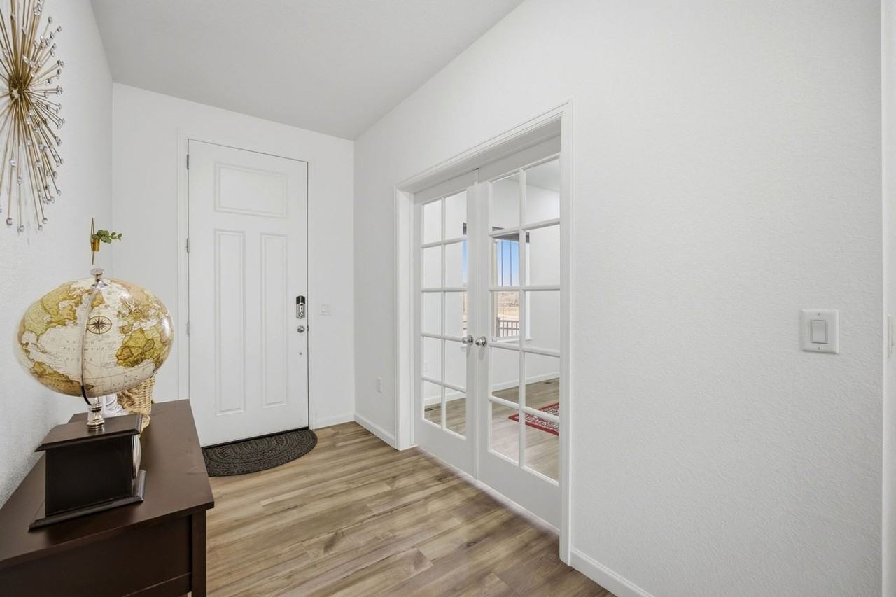 18150 Martinello Dr - Photo 4 of 44