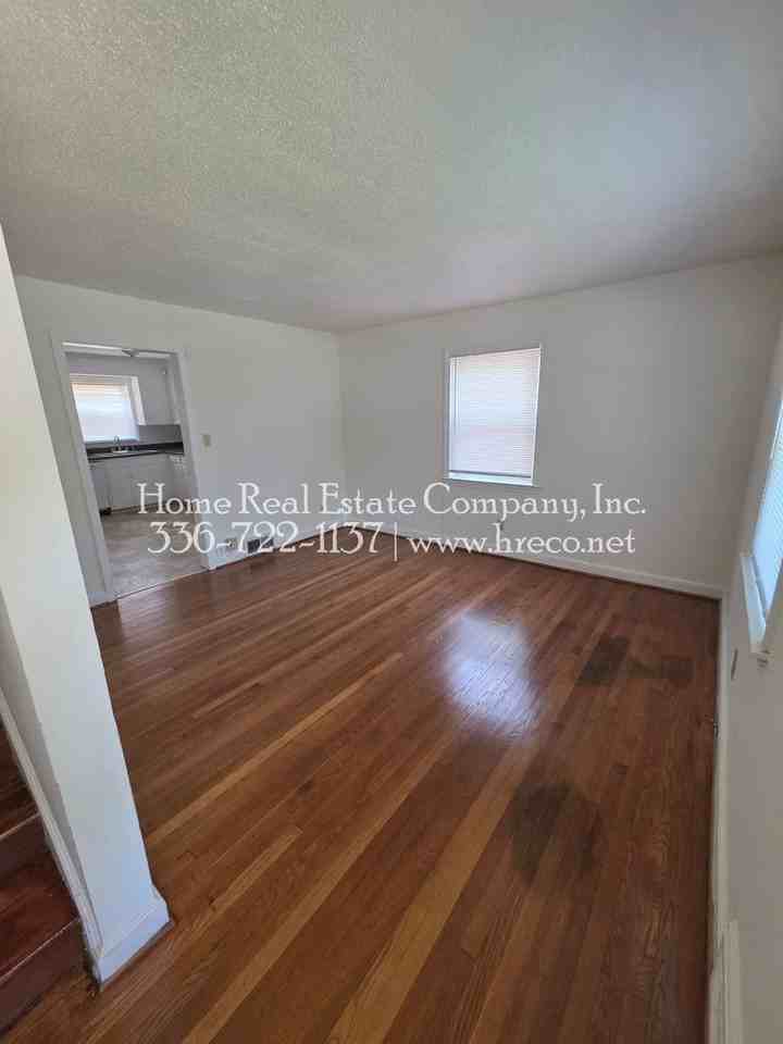 1601 W Northwest Blvd - Photo 2 of 9