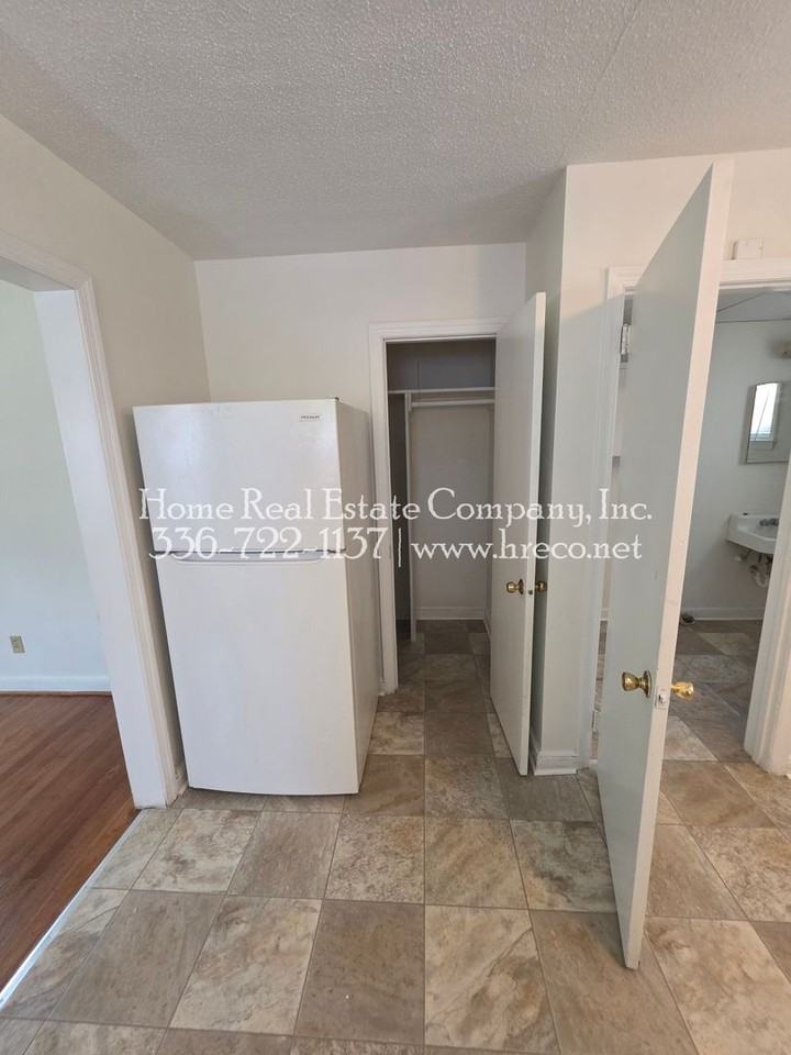 1601 W Northwest Blvd - Photo 4 of 9