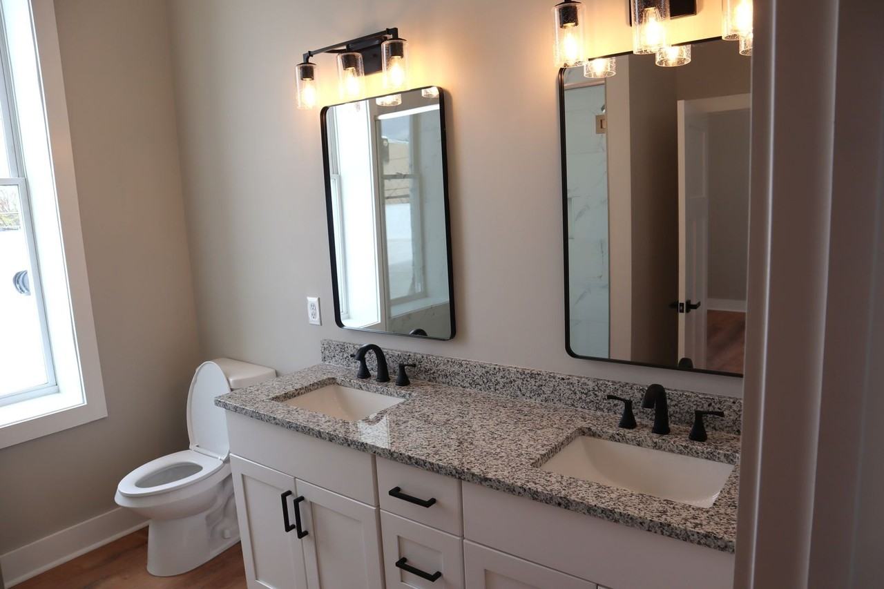 128 N Water Avenue - Photo 7 of 30