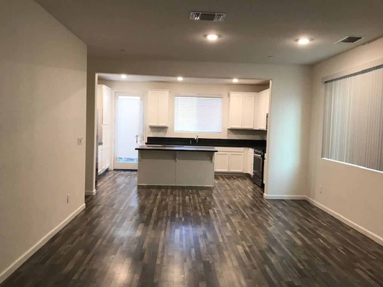 3828 Aircraft Way - Photo 2 of 21